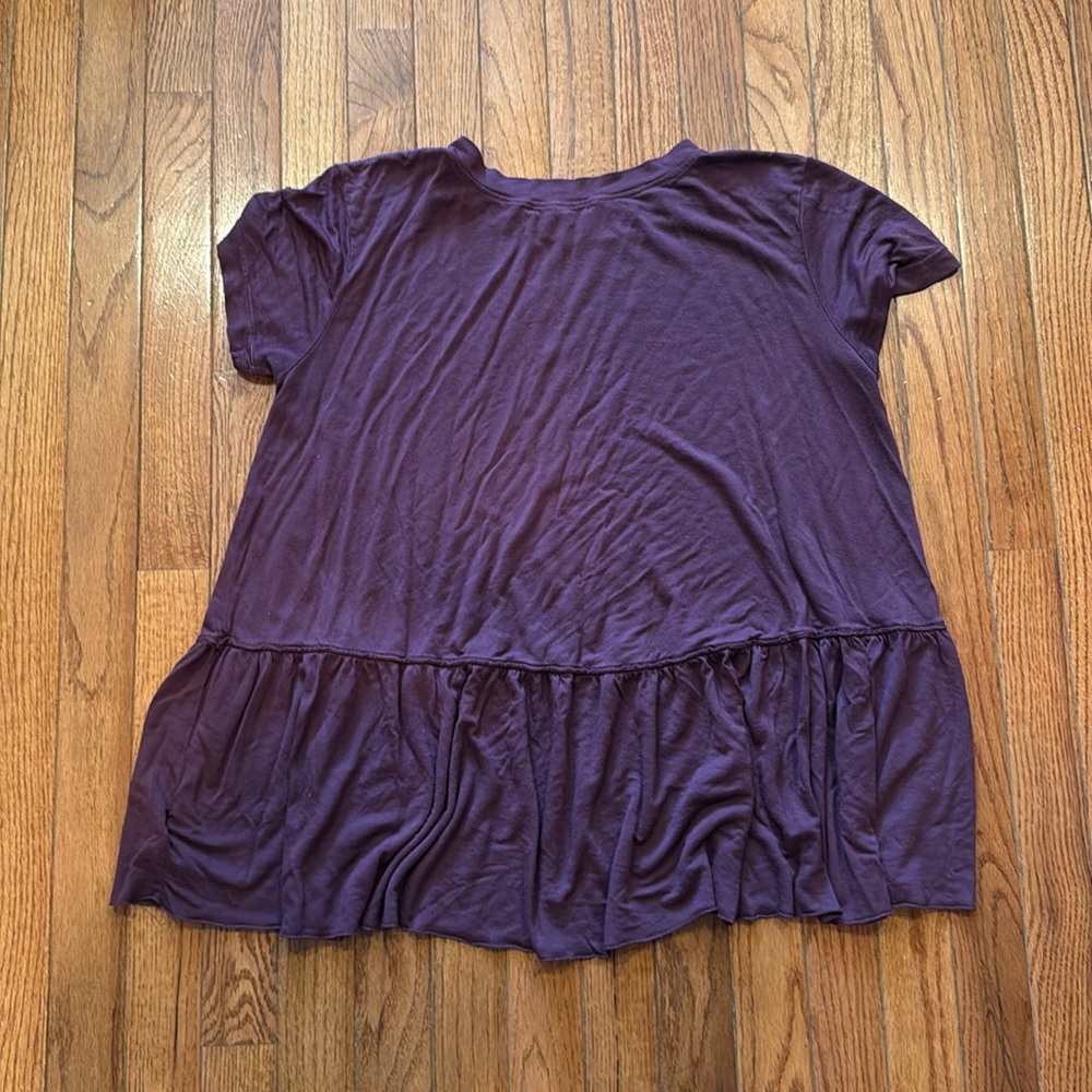 Urban Outfitters Ruffle Hem Top - Picture 4 of 4